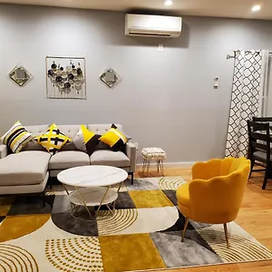 Located 10 Minutes From Jfk Airport Guest house New York